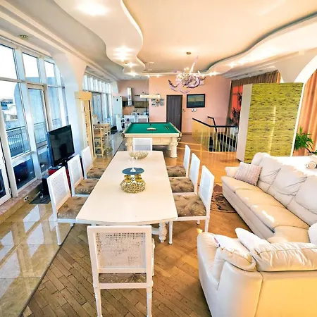 Arcadia Promenade Grand Apartments Odessa Exterior photo