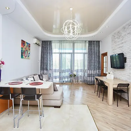 Arcadia Promenade Grand Apartments Odessa Exterior photo