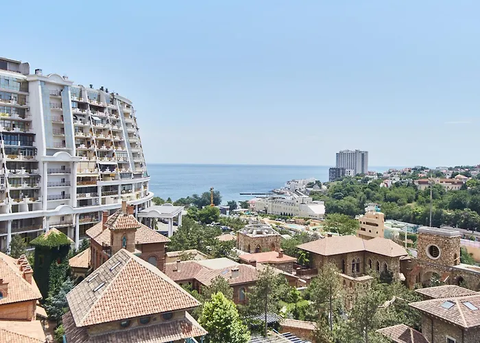 Arcadia Promenade Grand Apartments