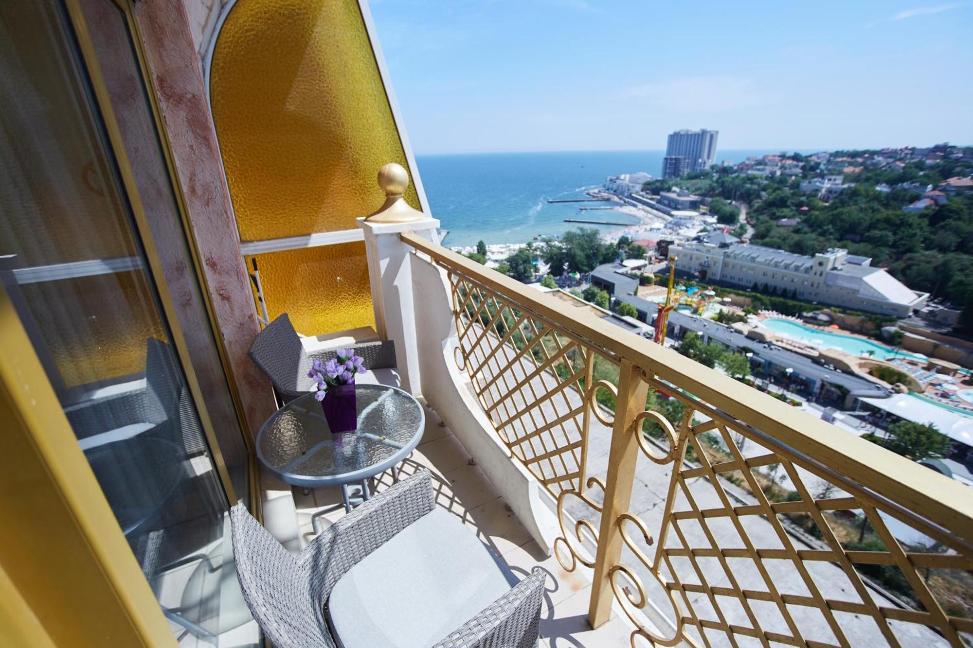 Arcadia Promenade Grand Apartment